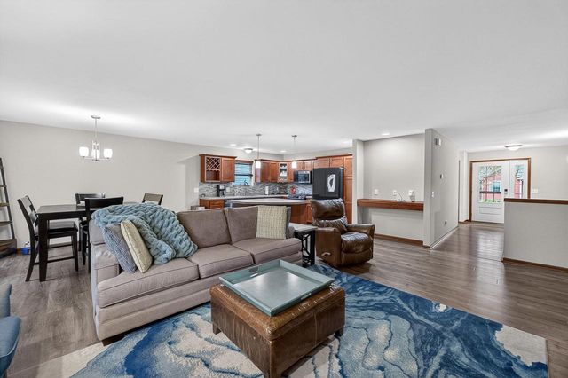 8918 Silkwood Trail, Verona, WI 53593