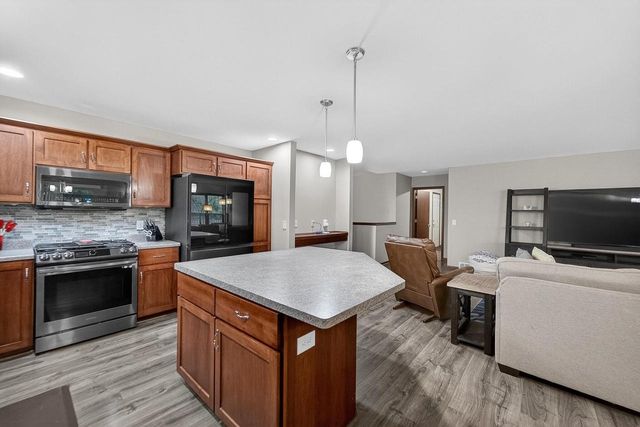 8918 Silkwood Trail, Verona, WI 53593