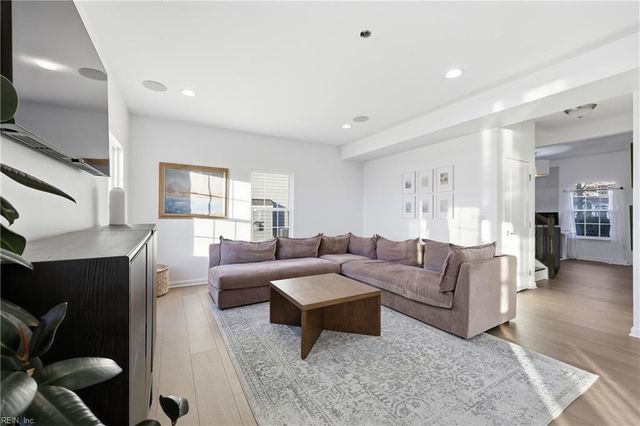 118 Green Lake RD, Moyock, NC 27958