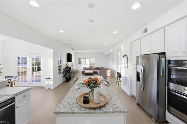 118 Green Lake RD, Moyock, NC 27958