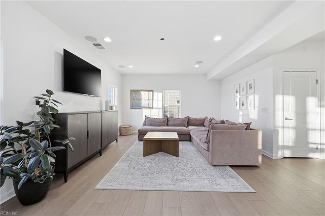 118 Green Lake RD, Moyock, NC 27958