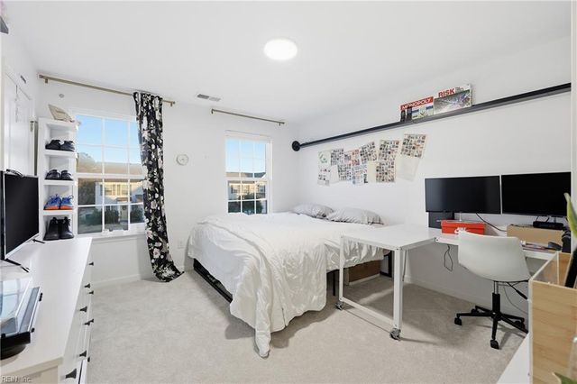 118 Green Lake RD, Moyock, NC 27958