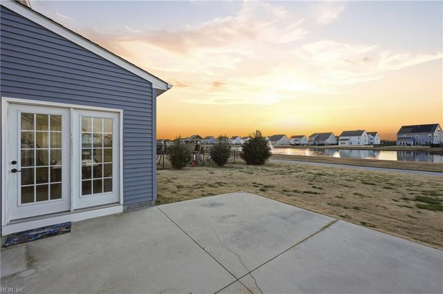 118 Green Lake RD, Moyock, NC 27958