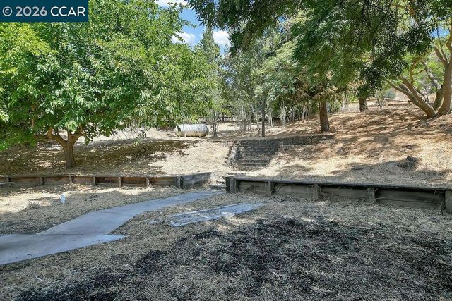 4161 Leon Dr., Clayton, CA 94517