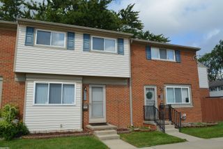 25849 Salem Street, Roseville, MI 48066