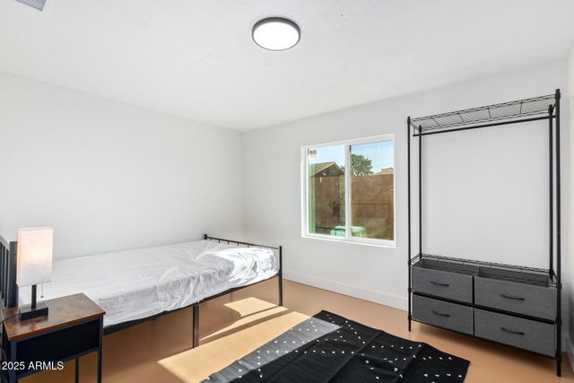 6201 W INDIANOLA Avenue, Phoenix, AZ 85033