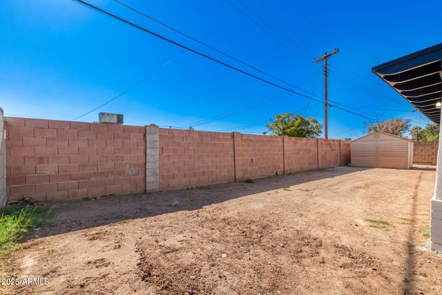 6201 W INDIANOLA Avenue, Phoenix, AZ 85033