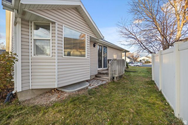 167 W APPLE AVE, Saratoga Springs, UT 84045