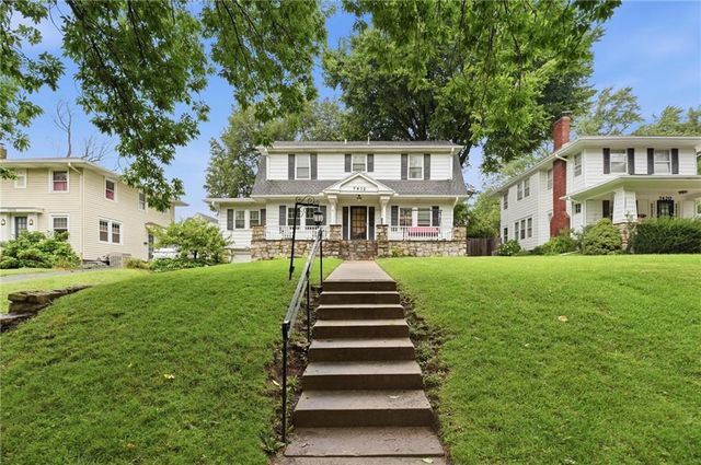 7432 Jarboe Street, Kansas City, MO 64114