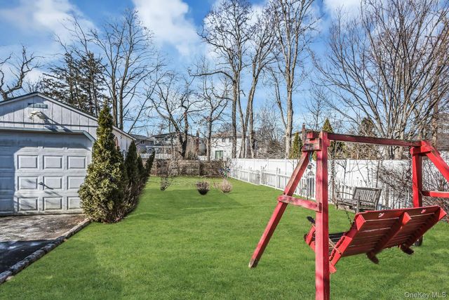 398 Babylon Turnpike, Freeport, NY 11520