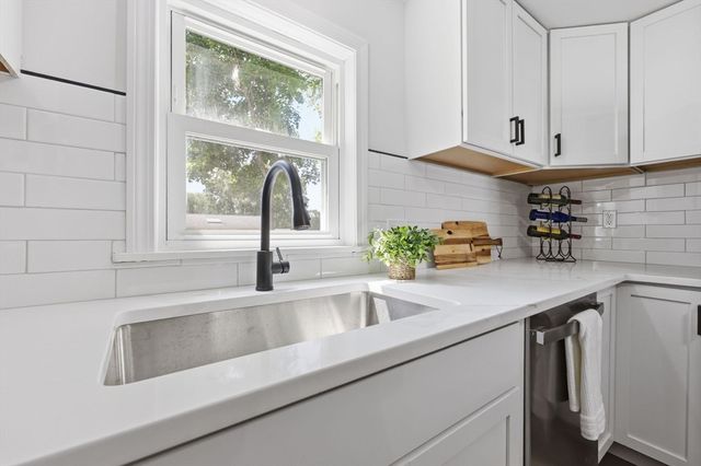 505 Prospect St, Chicopee, MA 01020