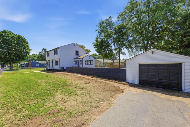 505 Prospect St, Chicopee, MA 01020