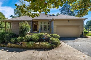 20 Pine Knoll Drive, Lake Wylie, SC 29710
