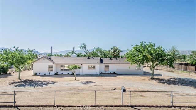 14387 Jicarilla Road, Apple Valley, CA 92307