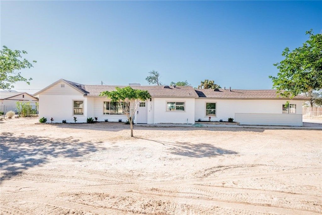 14387 Jicarilla Road, Apple Valley, CA 92307