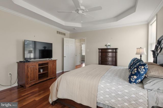 1525 GATEWAY DR, Quakertown, PA 18951