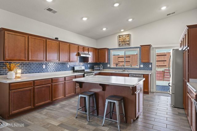 18527 Mountain Ash Court, Reno, NV 89508