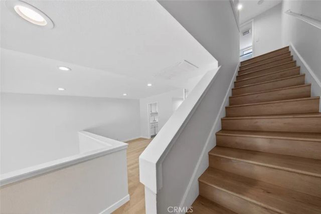 15235 Magnolia Boulevard E, Sherman Oaks, CA 91403