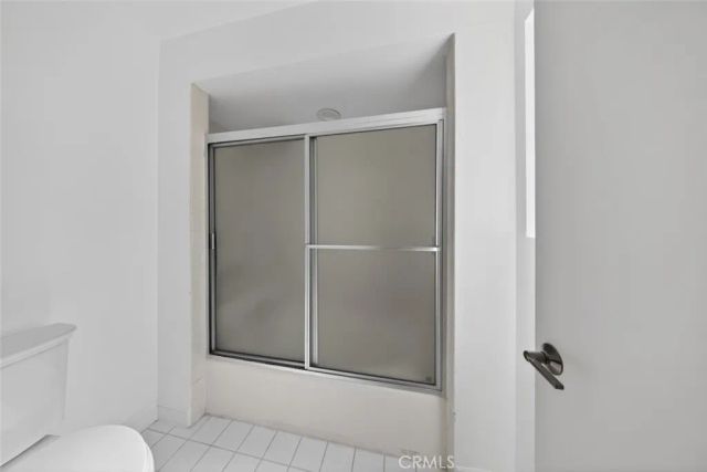 15235 Magnolia Boulevard E, Sherman Oaks, CA 91403