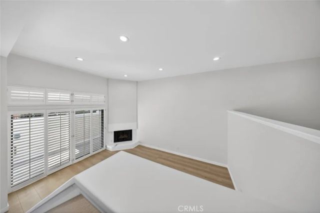 15235 Magnolia Boulevard E, Sherman Oaks, CA 91403