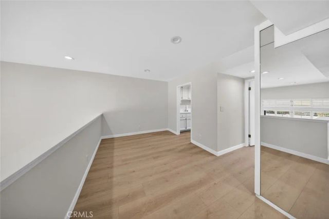 15235 Magnolia Boulevard E, Sherman Oaks, CA 91403