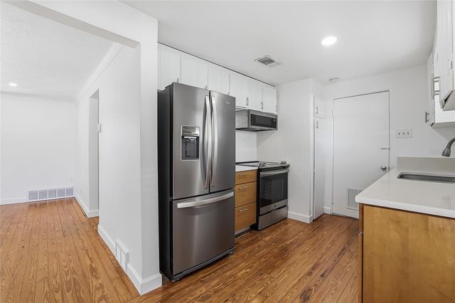 2854 W RAINBOW CIRCLE, Sarasota, FL 34231