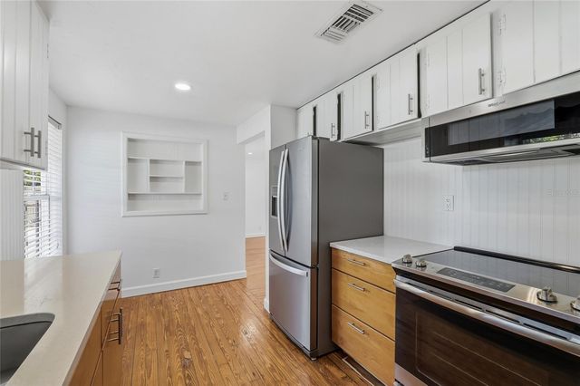 2854 W RAINBOW CIRCLE, Sarasota, FL 34231