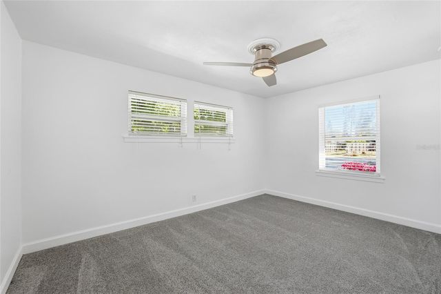 2854 W RAINBOW CIRCLE, Sarasota, FL 34231