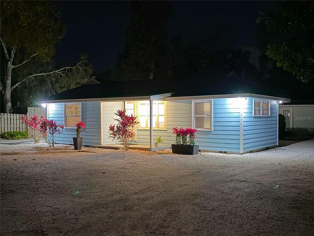 2854 W RAINBOW CIRCLE, Sarasota, FL 34231