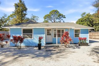 2854 W RAINBOW CIRCLE, Sarasota, FL 34231