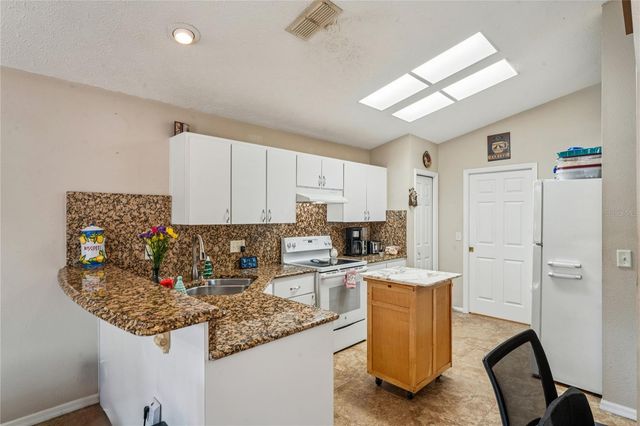 7818 FASHION LOOP, New Port Richey, FL 34654