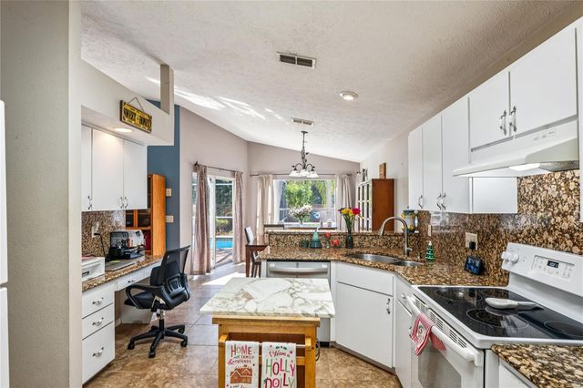 7818 FASHION LOOP, New Port Richey, FL 34654