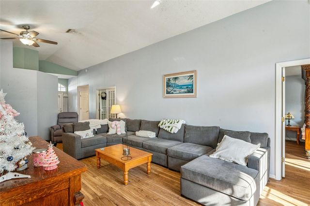 7818 FASHION LOOP, New Port Richey, FL 34654