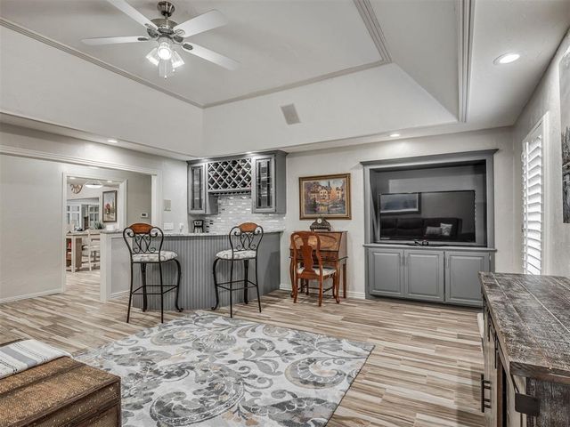 804 Glenridge Drive, Edmond, OK 73013