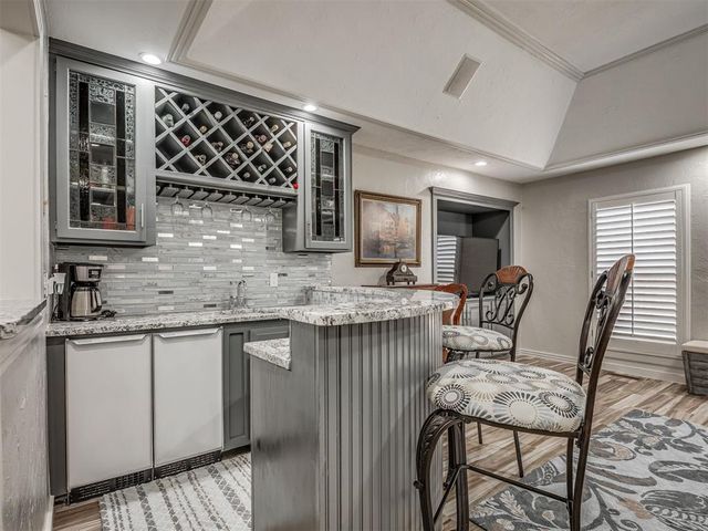 804 Glenridge Drive, Edmond, OK 73013
