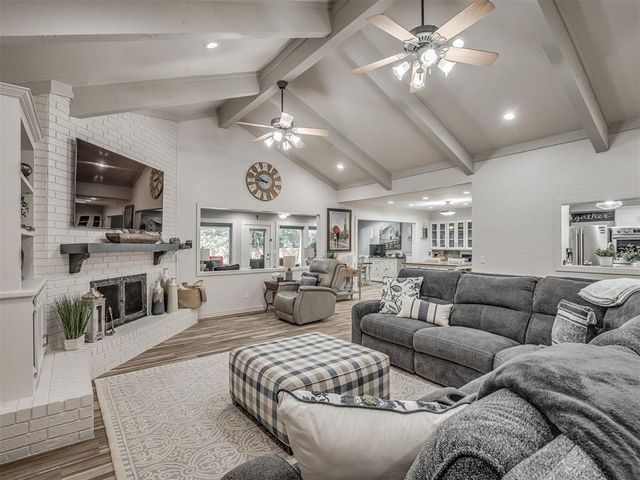 804 Glenridge Drive, Edmond, OK 73013