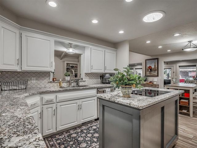 804 Glenridge Drive, Edmond, OK 73013