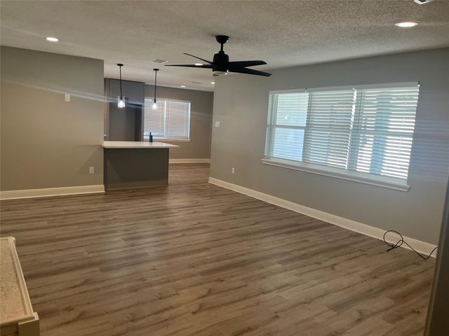 5730 Old Lodge Drive, Houston, TX 77066