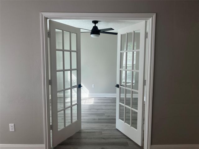 5730 Old Lodge Drive, Houston, TX 77066