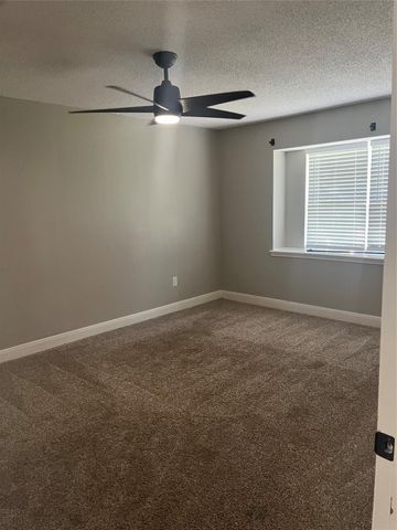 5730 Old Lodge Drive, Houston, TX 77066