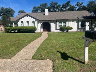 5730 Old Lodge Drive, Houston, TX 77066