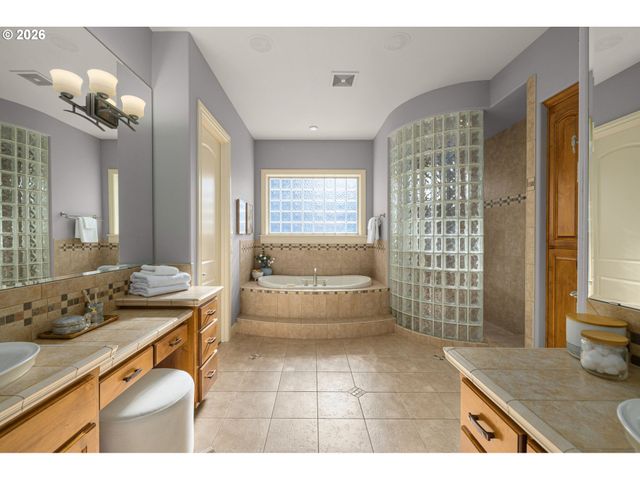 9410 Ne 180TH Way, Battle Ground, WA 98604