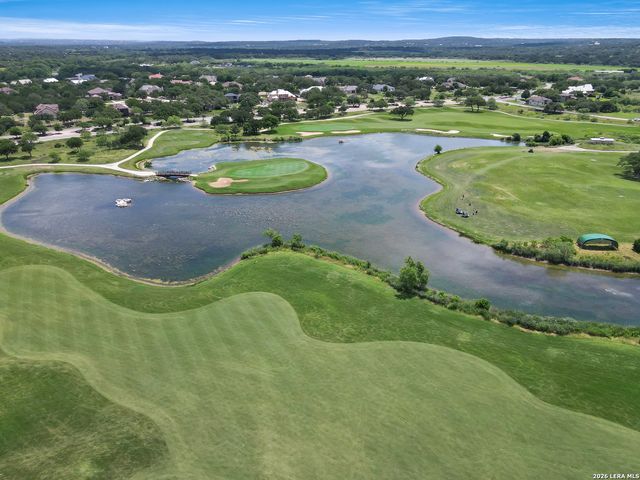 650 LONG MDW, Spring Branch, TX 78070