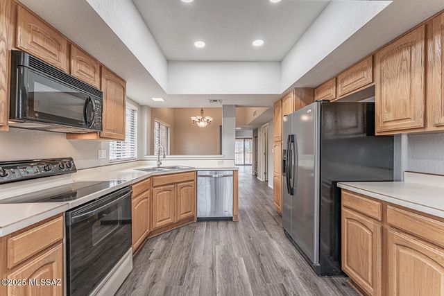 931 W Rio Guaymas, Green Valley, AZ 85614