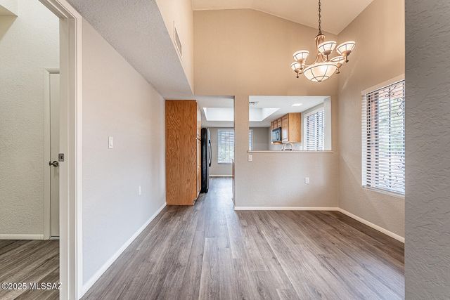 931 W Rio Guaymas, Green Valley, AZ 85614