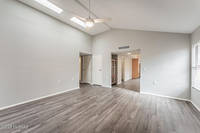 931 W Rio Guaymas, Green Valley, AZ 85614