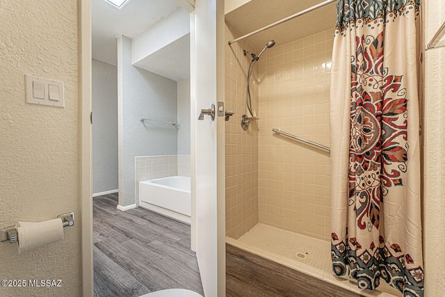 931 W Rio Guaymas, Green Valley, AZ 85614