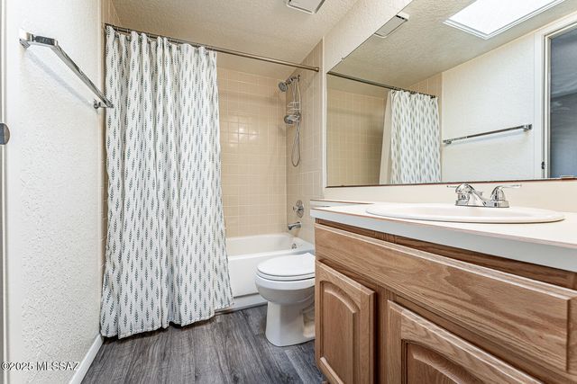 931 W Rio Guaymas, Green Valley, AZ 85614