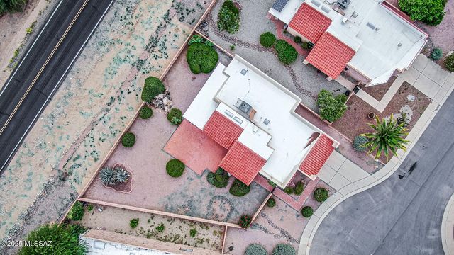 931 W Rio Guaymas, Green Valley, AZ 85614