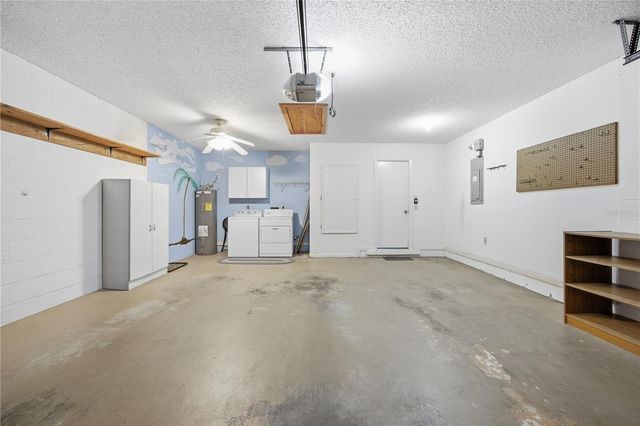8666 SW 92ND LANE F, Ocala, FL 34481